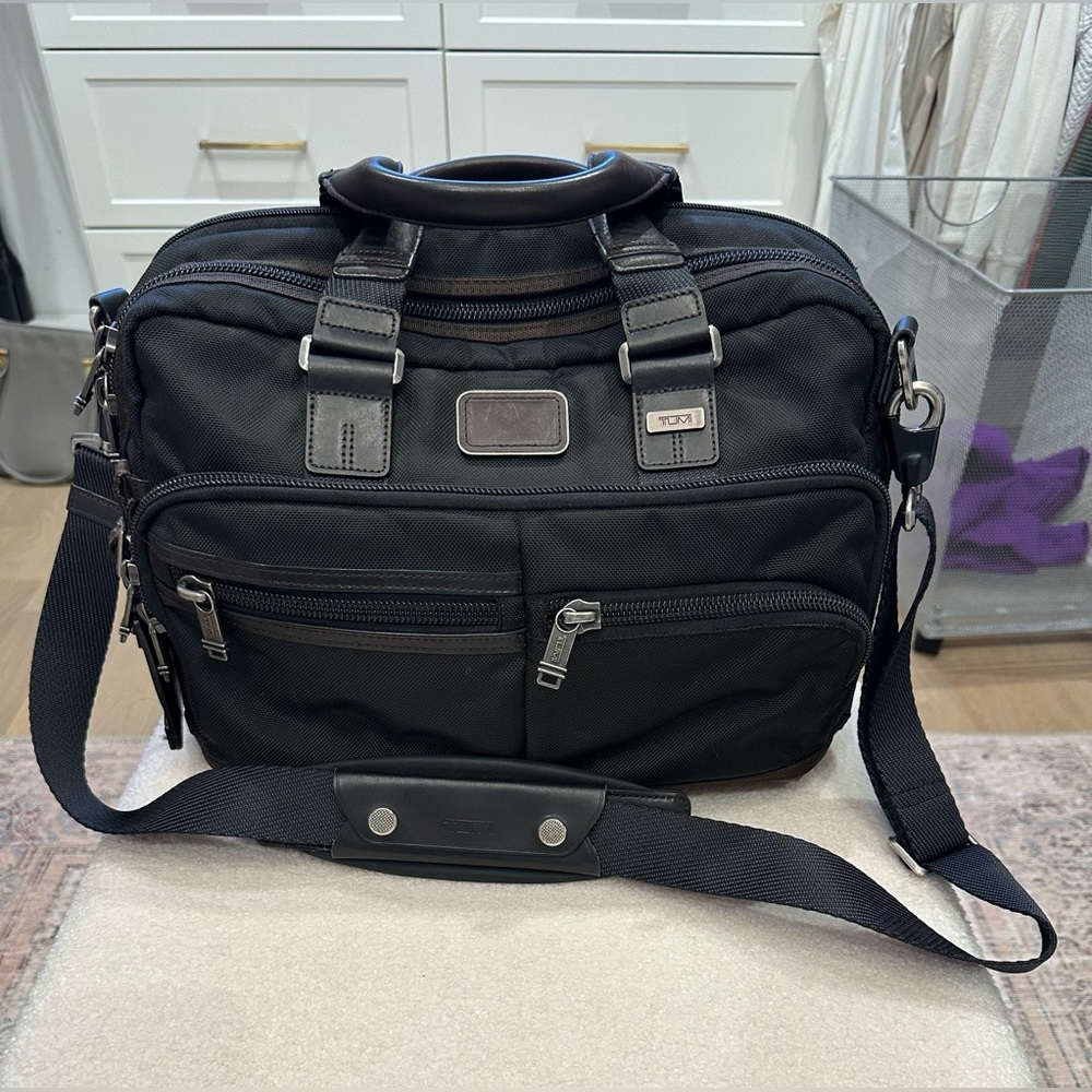 TUMI Bingham Expandable Brief Tote Case Black with Brown accents